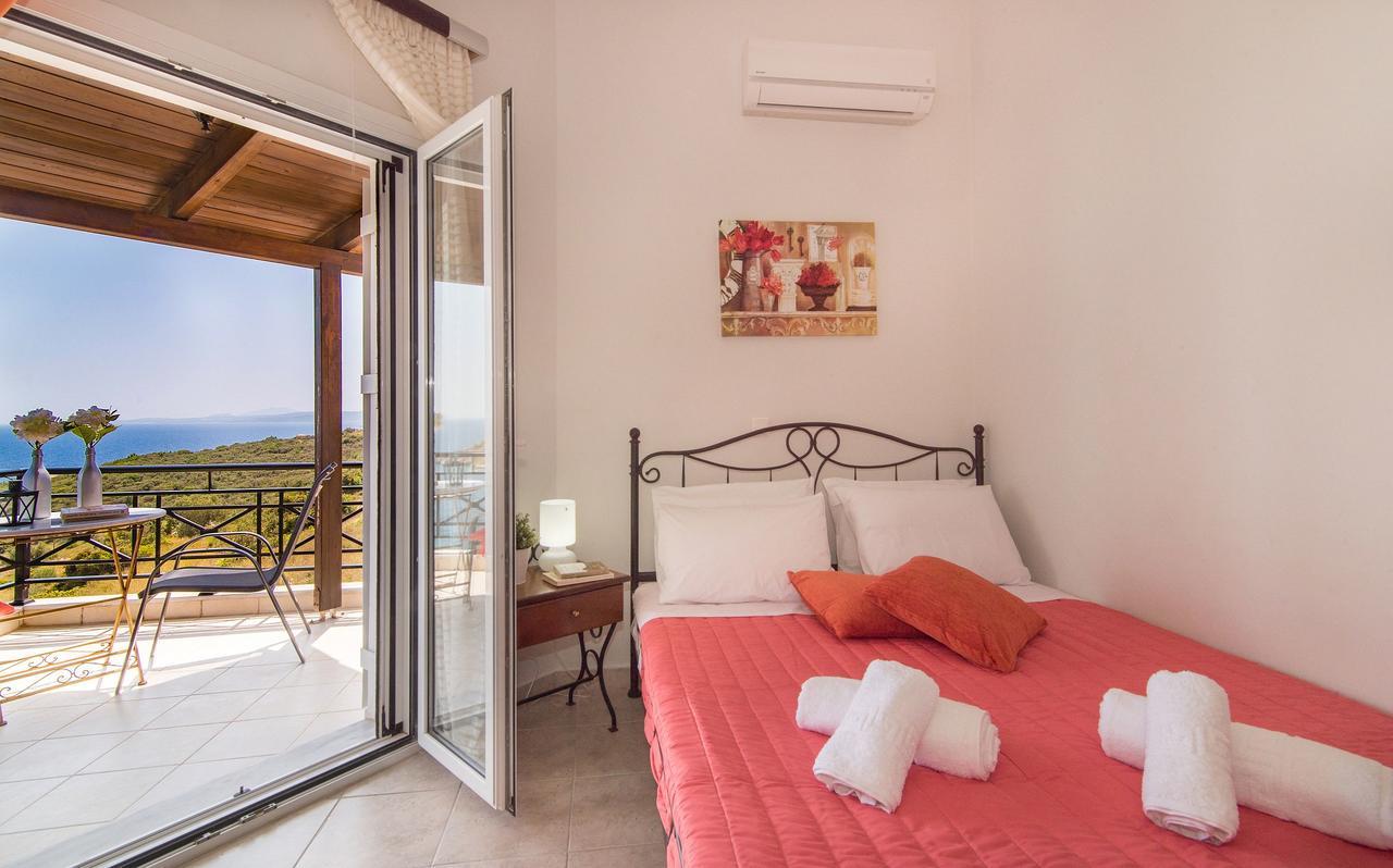 Coastal Paradise Found - Komis' Private Pool Retreat Agios Nikolaos  Esterno foto