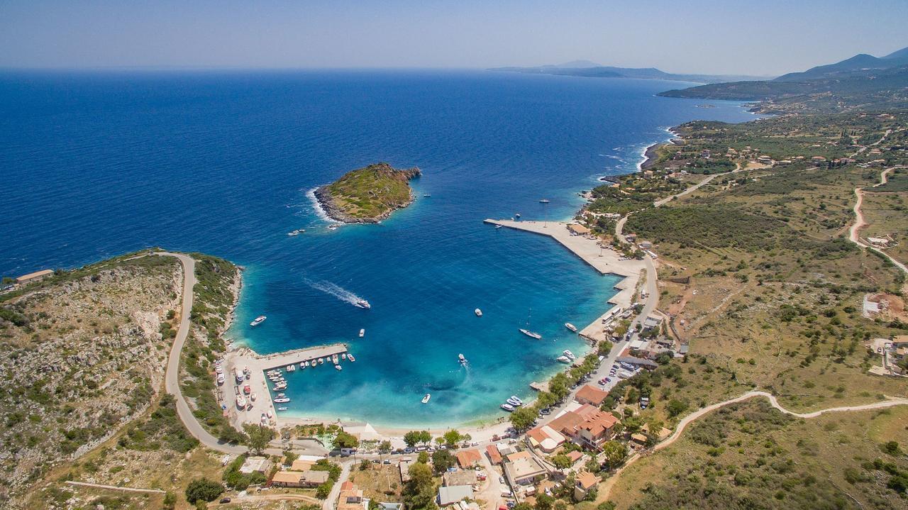 Coastal Paradise Found - Komis' Private Pool Retreat Agios Nikolaos  Esterno foto